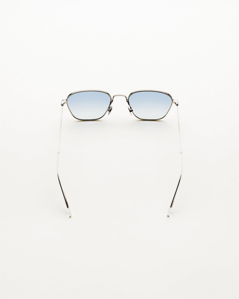Otis Silver - blue gradient lens