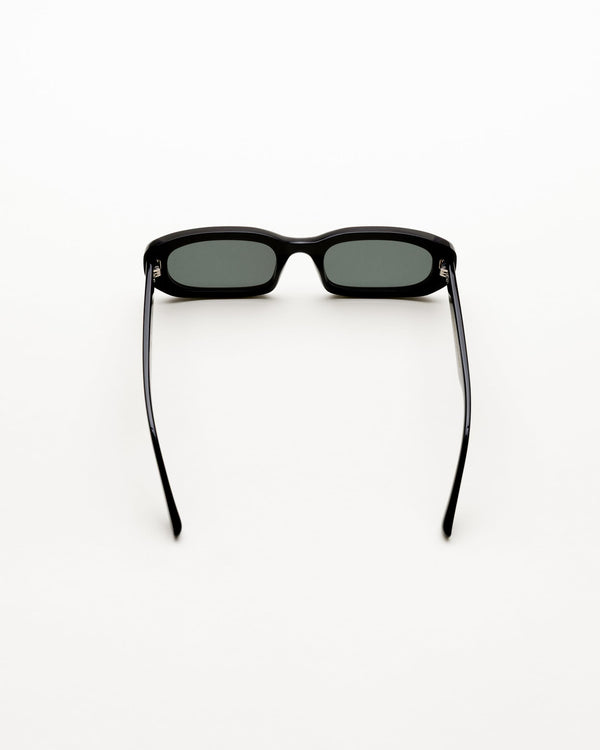 April Black - green solid lens