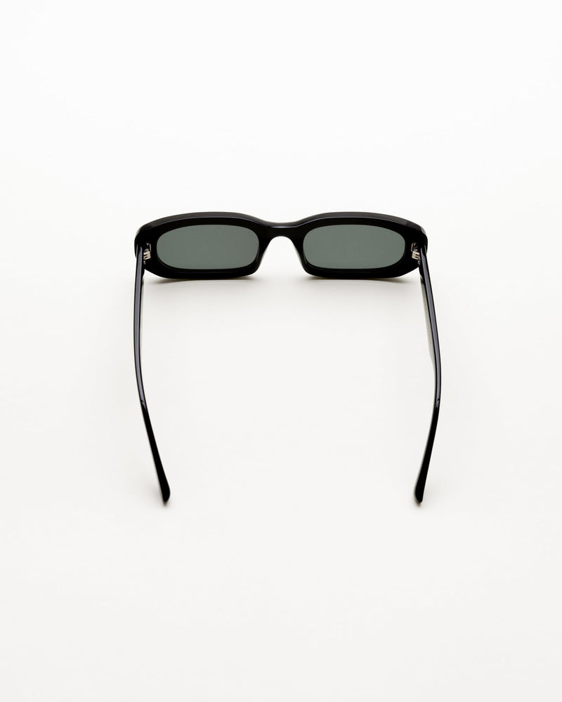 April Black - green solid lens