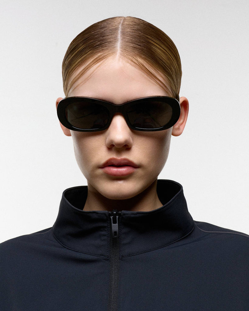 Belle Black - green solid lens