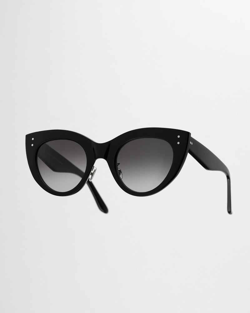 June Black - grey gradient lens