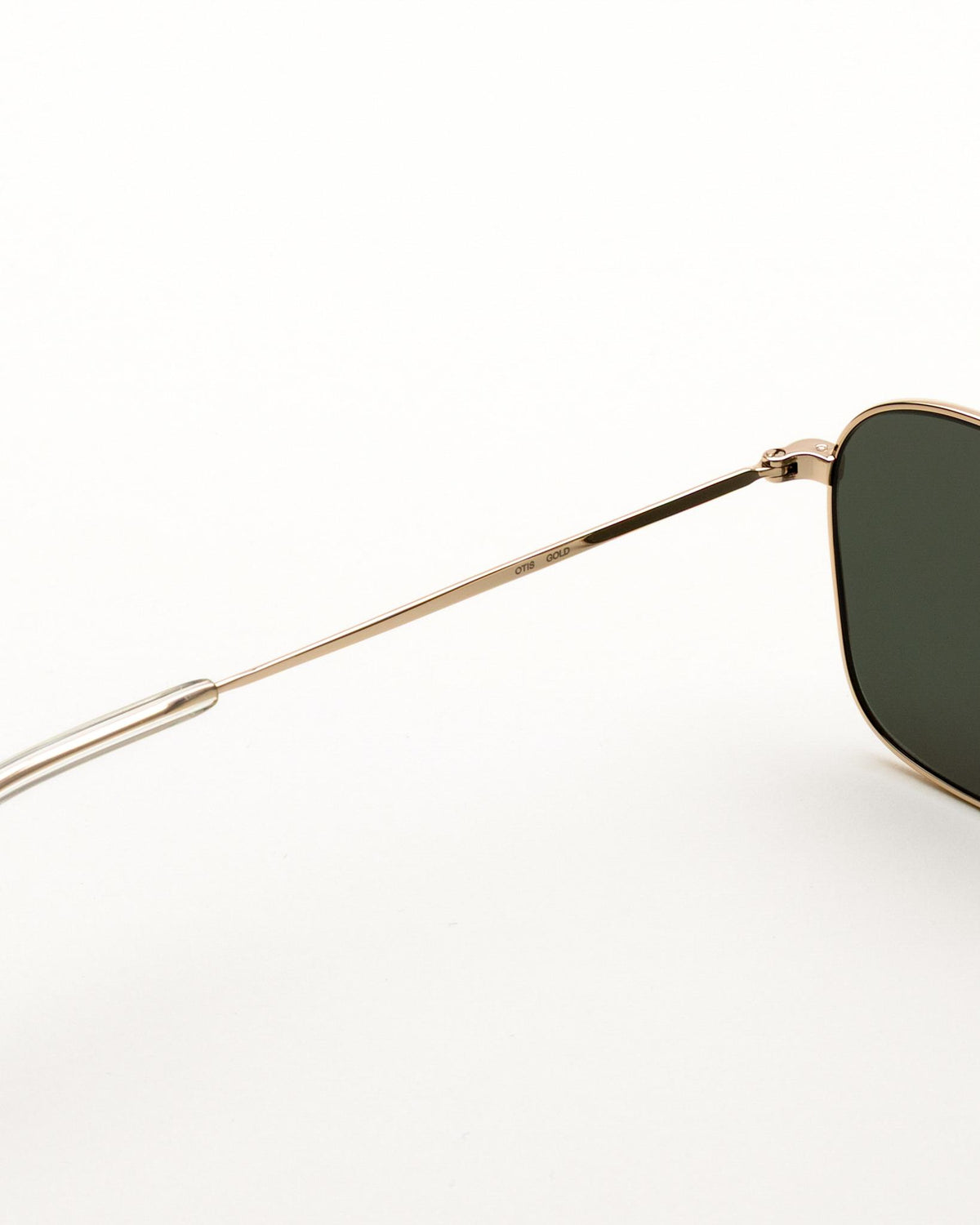 Otis Gold - green solid lens
