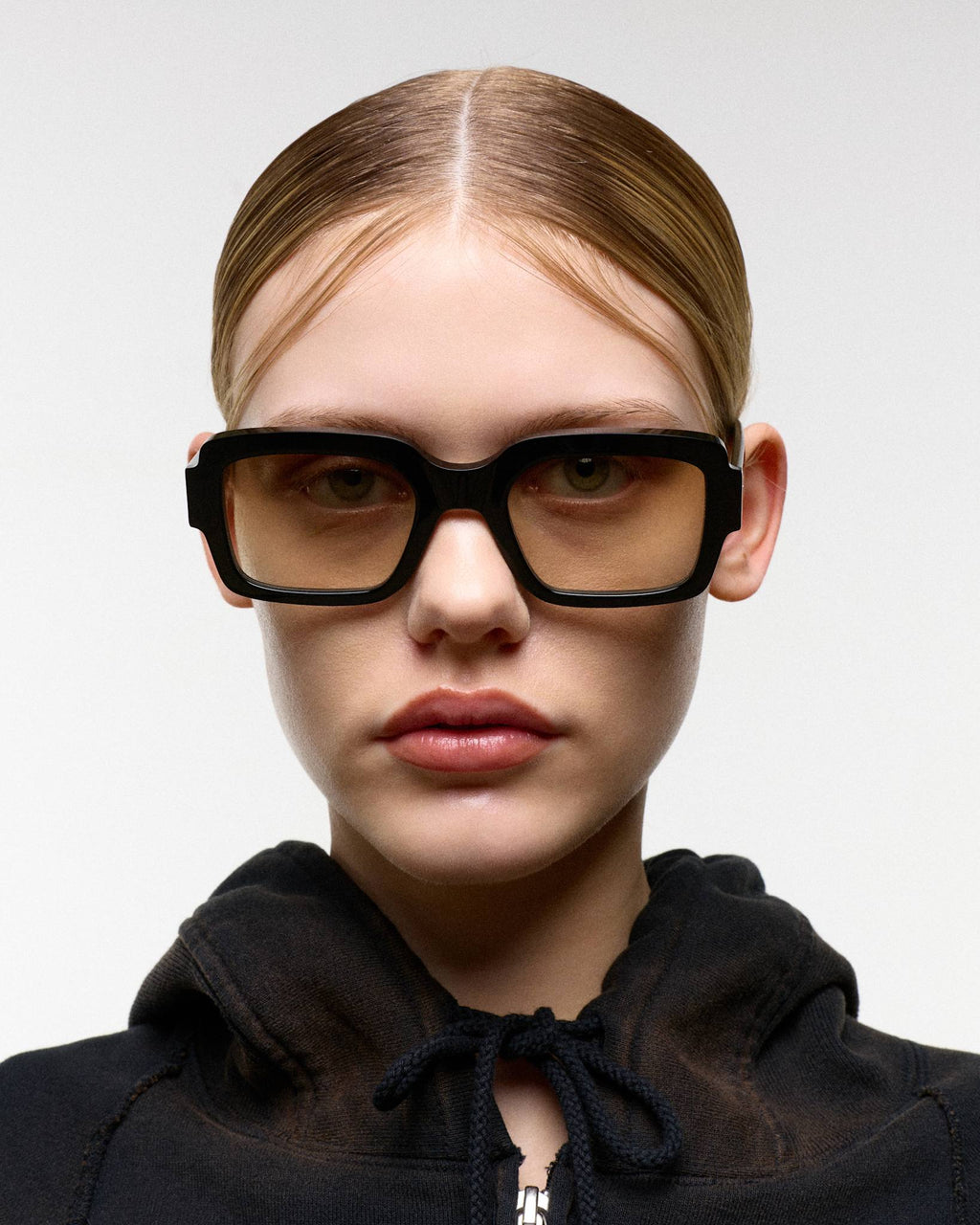 Apollo Black - brown gradient lens