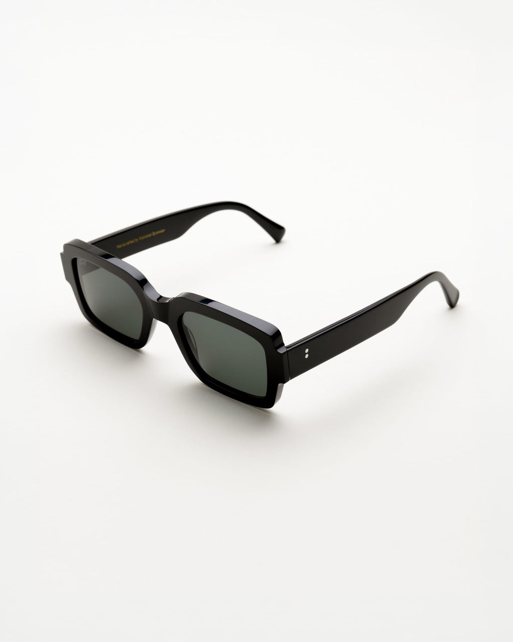 Apollo Black - green solid lens