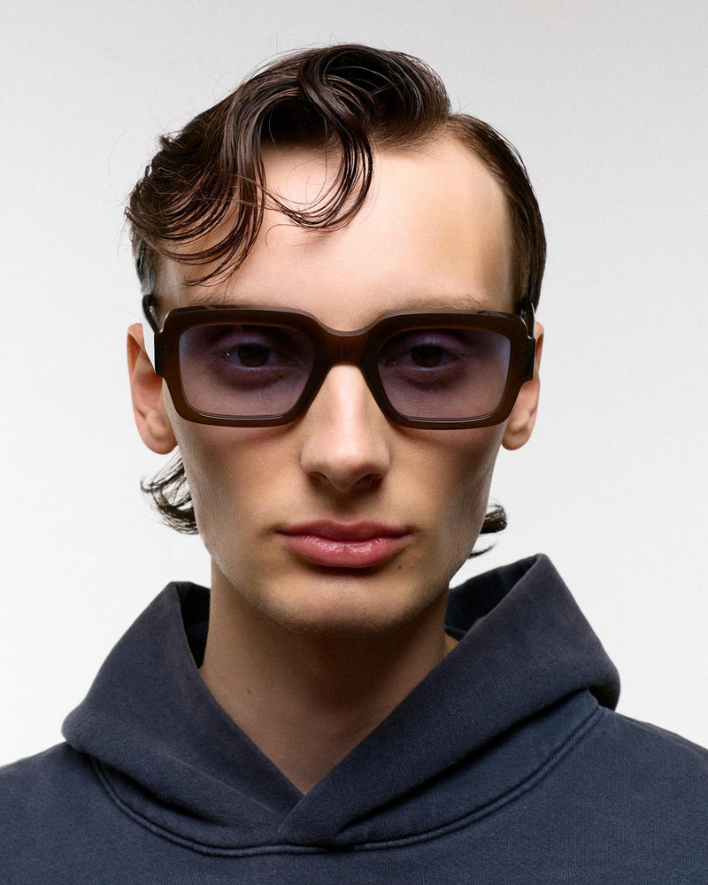 Apollo Chocolate - blue gradient lens