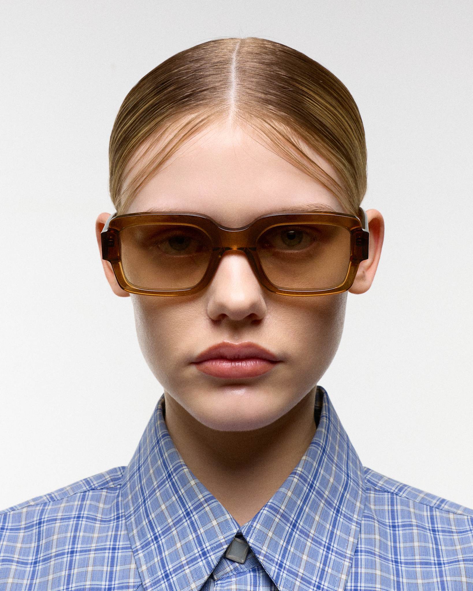 Apollo Cola - brown gradient lens