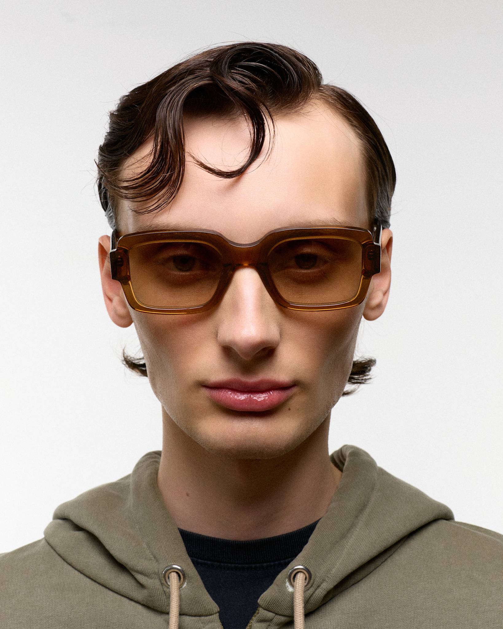 Apollo Cola - brown gradient lens
