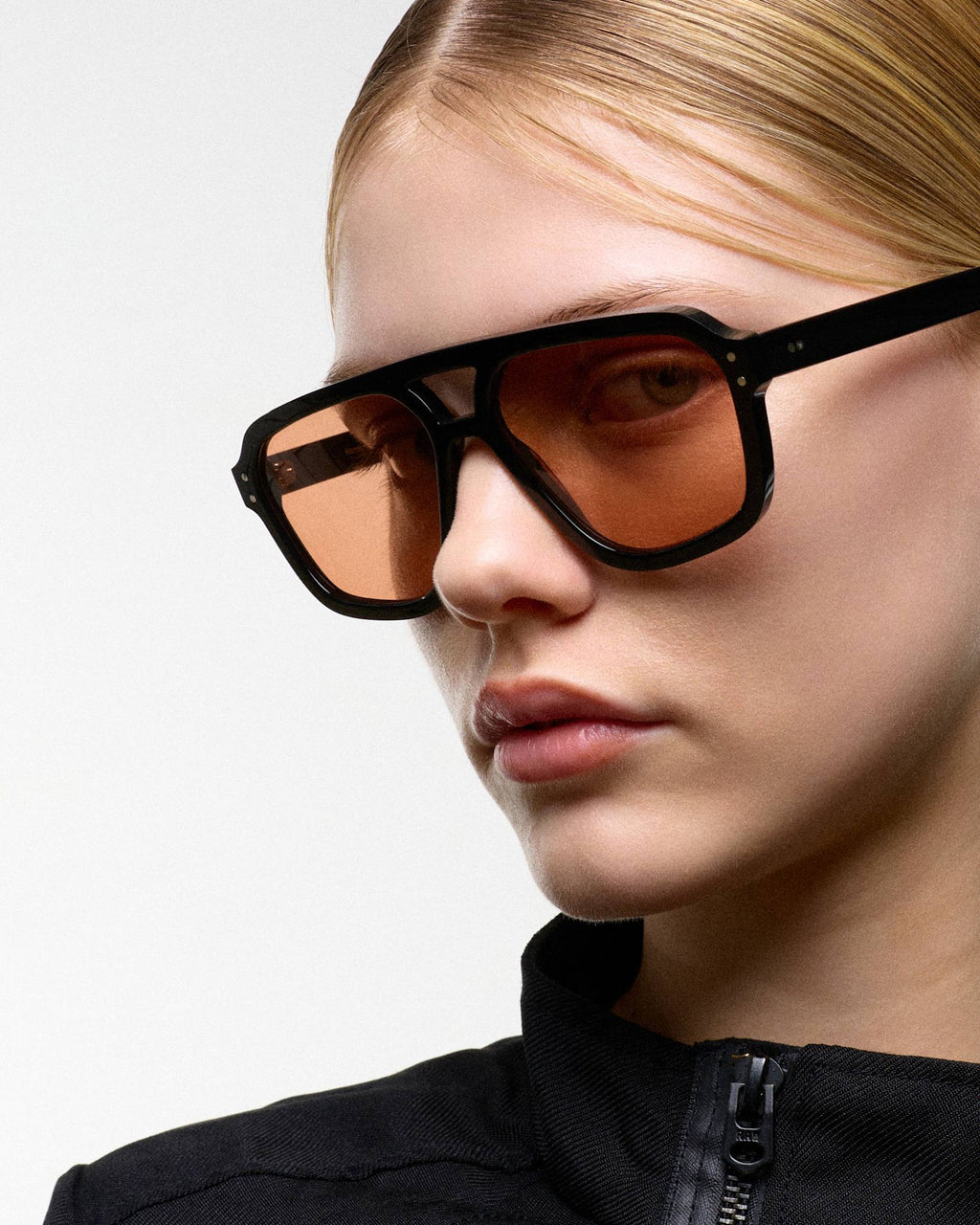 Jet Black - orange solid lens