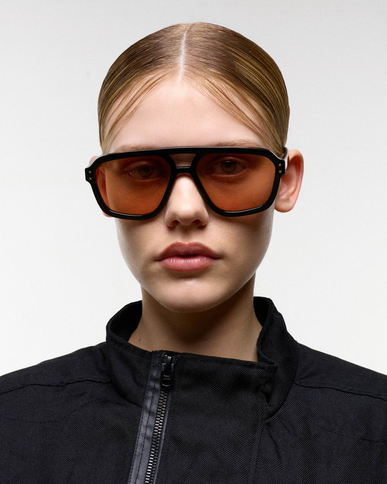 Jet Black - orange solid lens