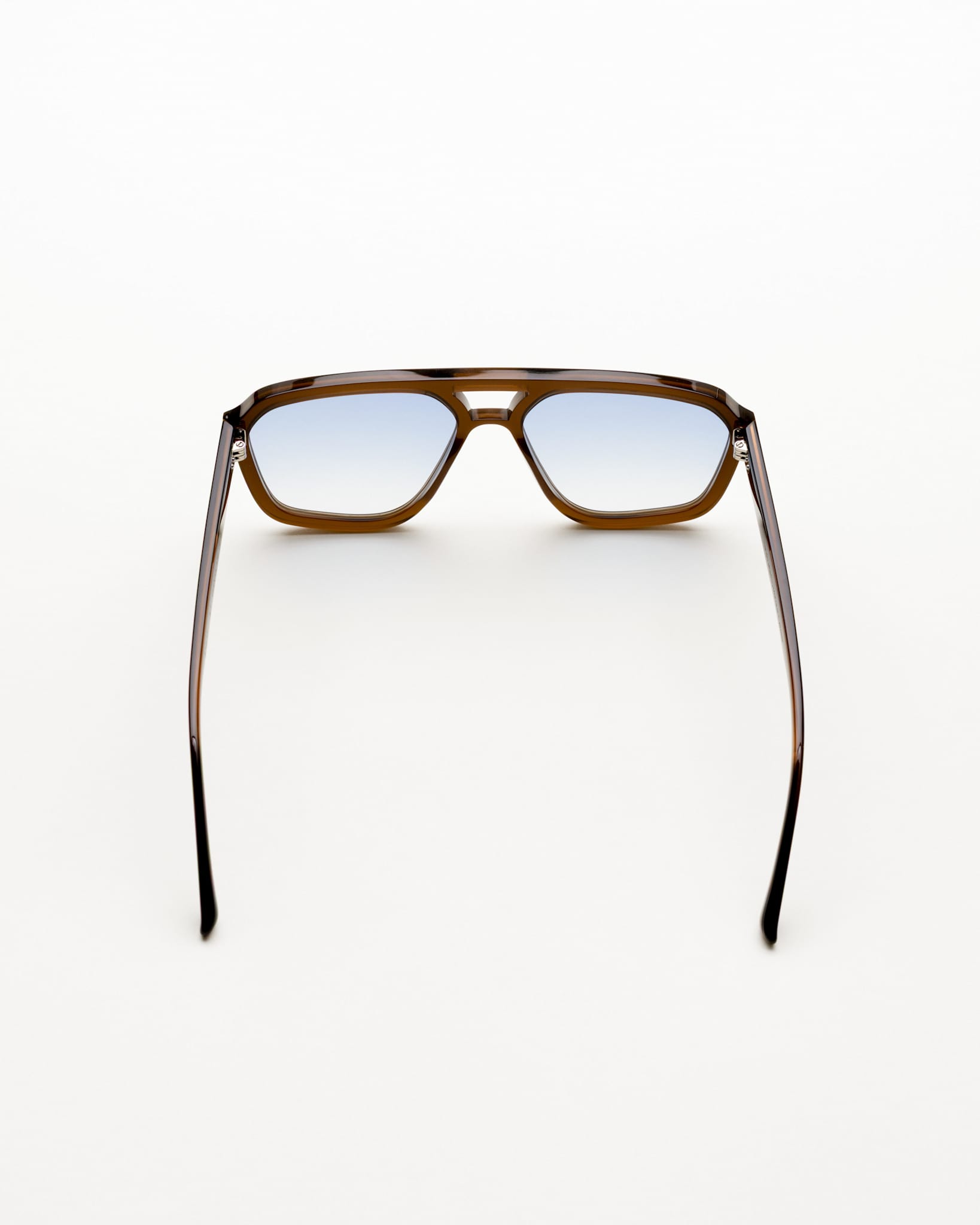 Jet Chocolate - blue gradient lens