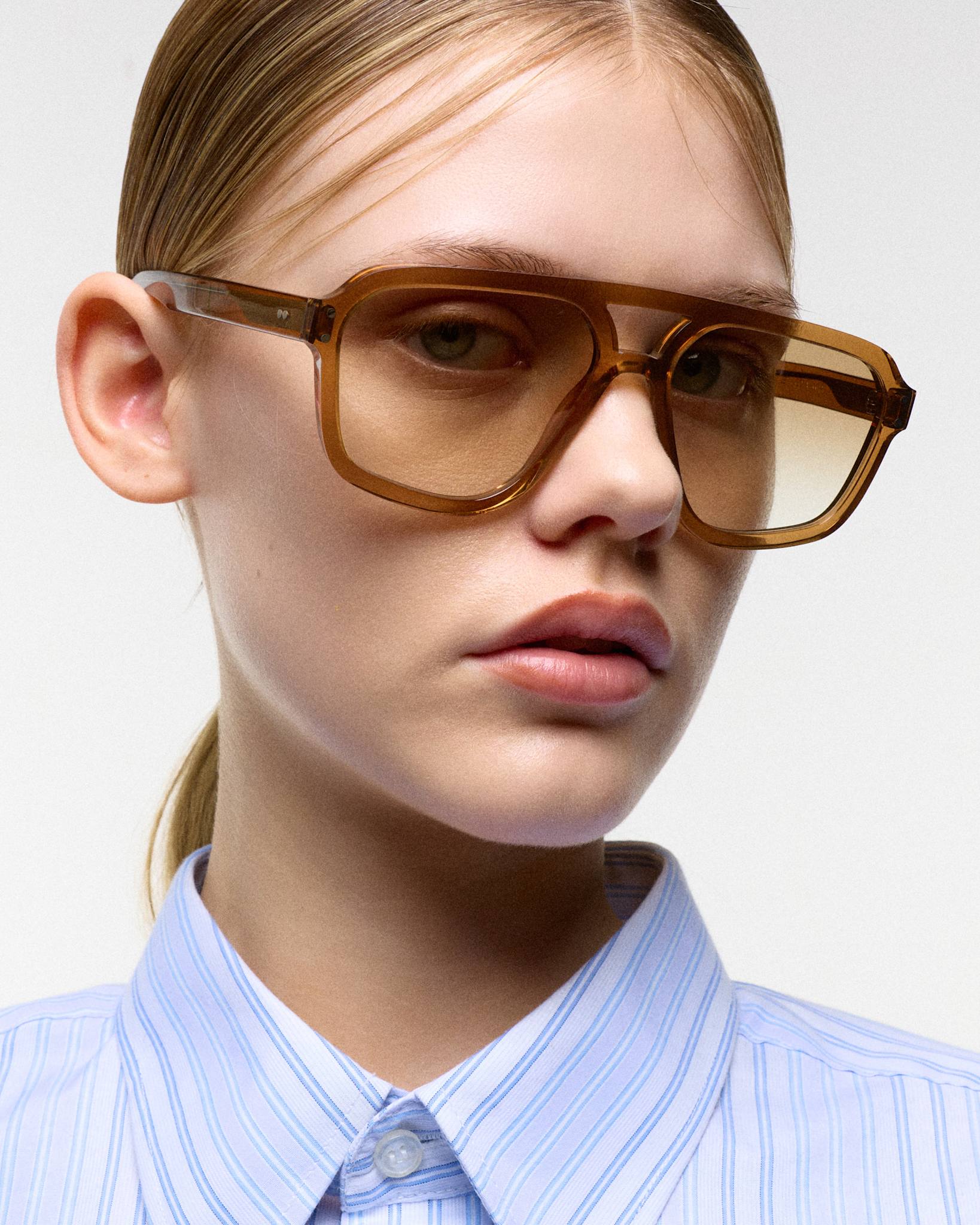 Jet Cola - brown gradient lens