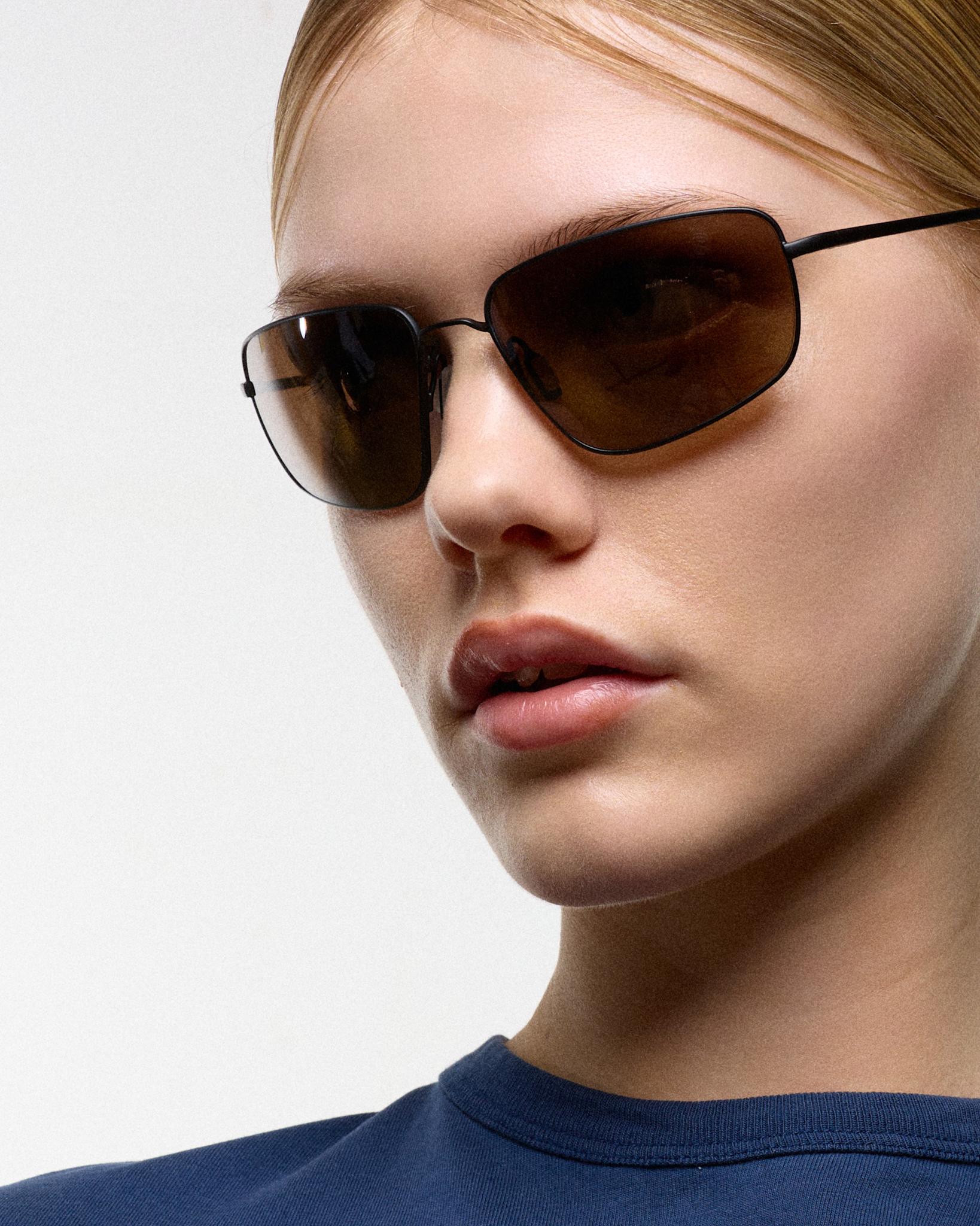Marathon matt Black - brown solid polarized lens