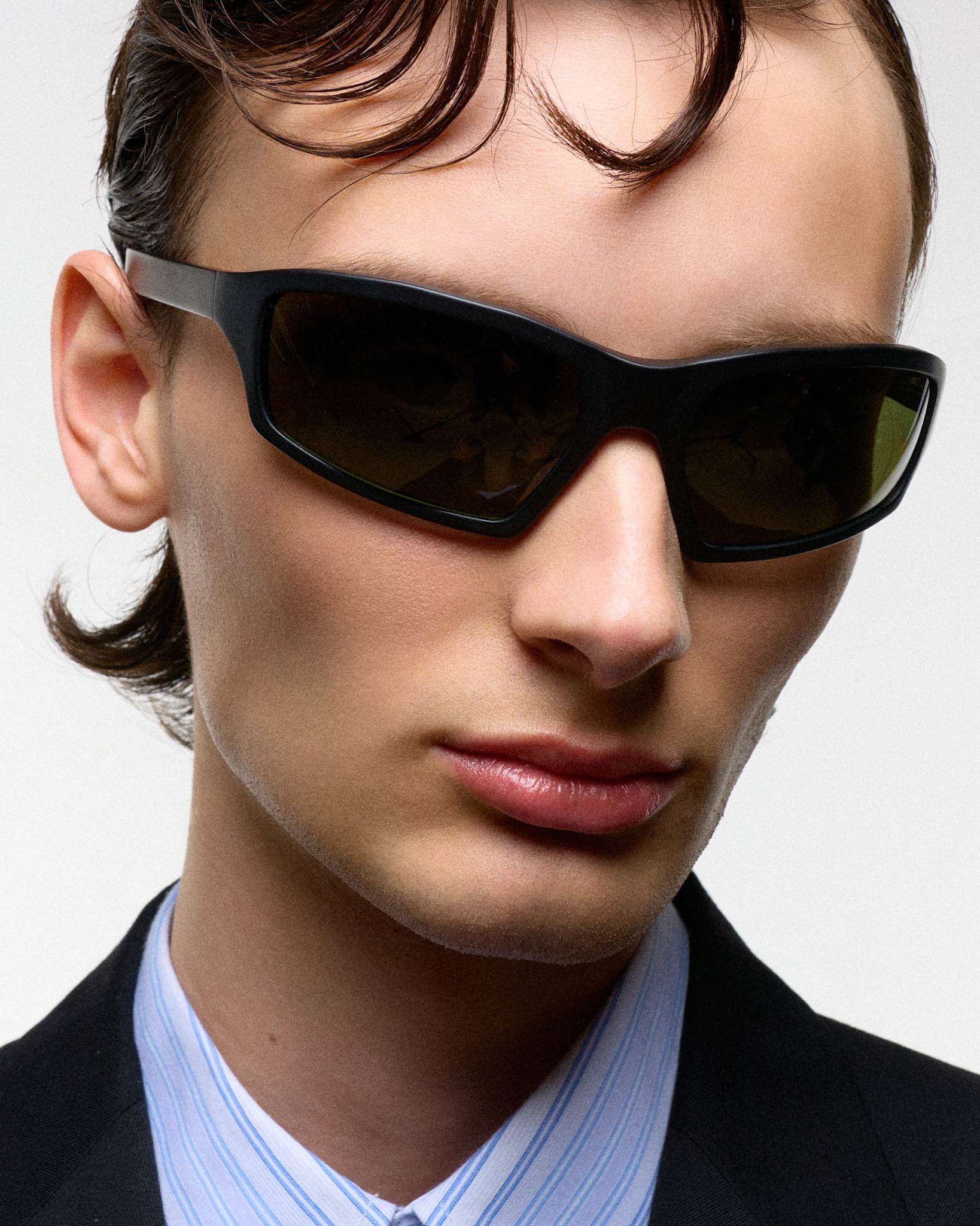Raven matt Black - green solid polarized lens