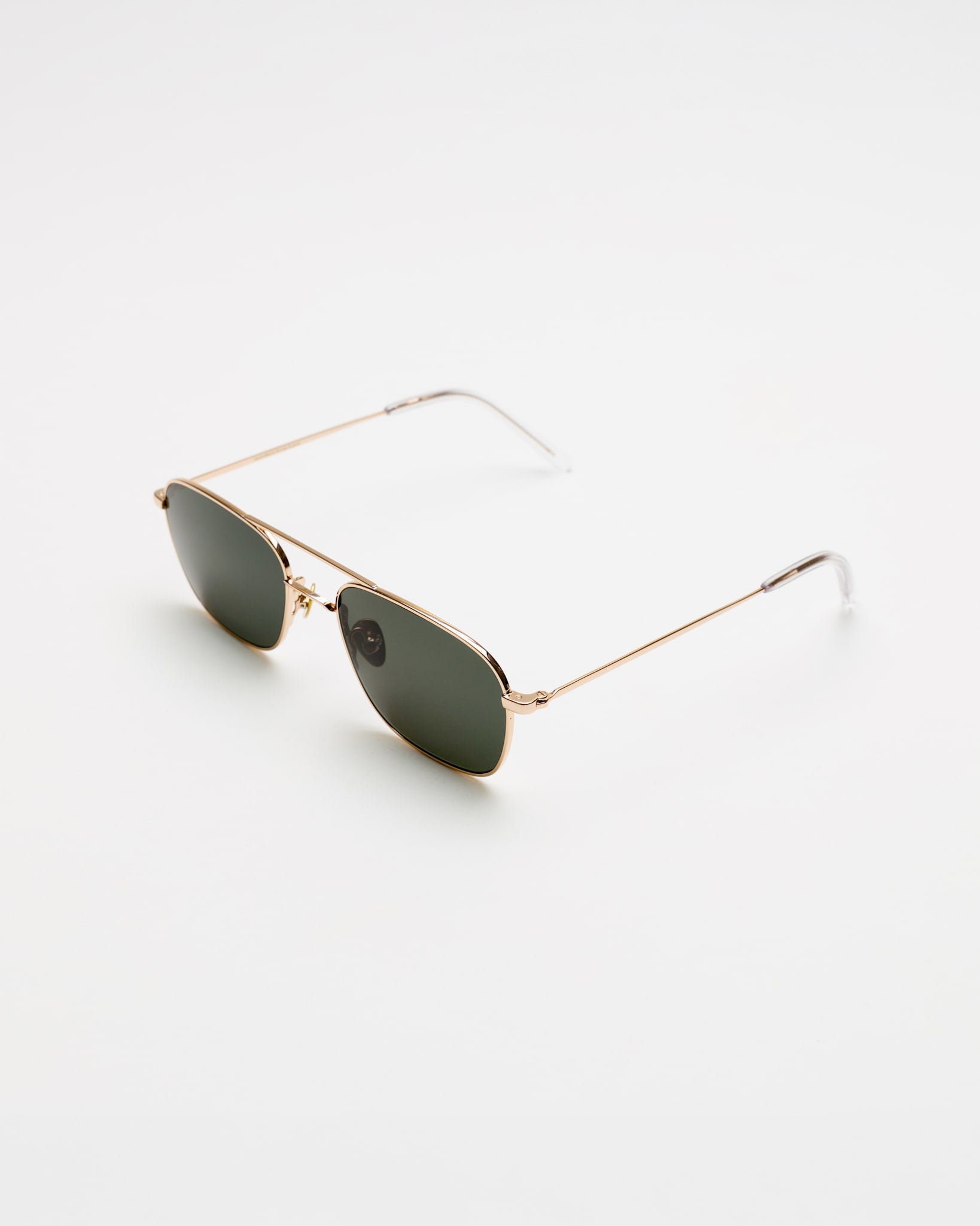 Dion Gold - green solid lens