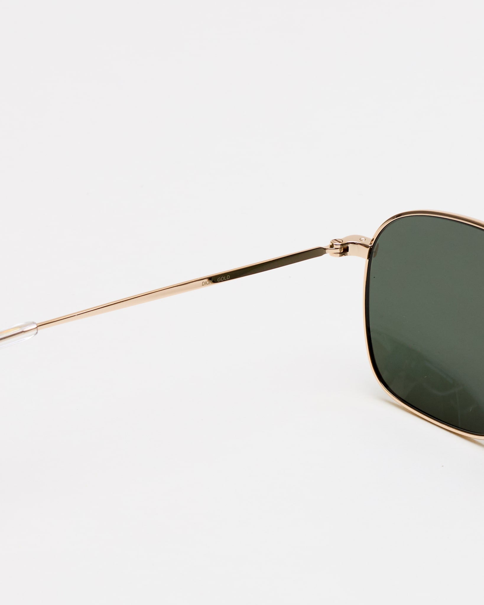 Dion Gold - green solid lens