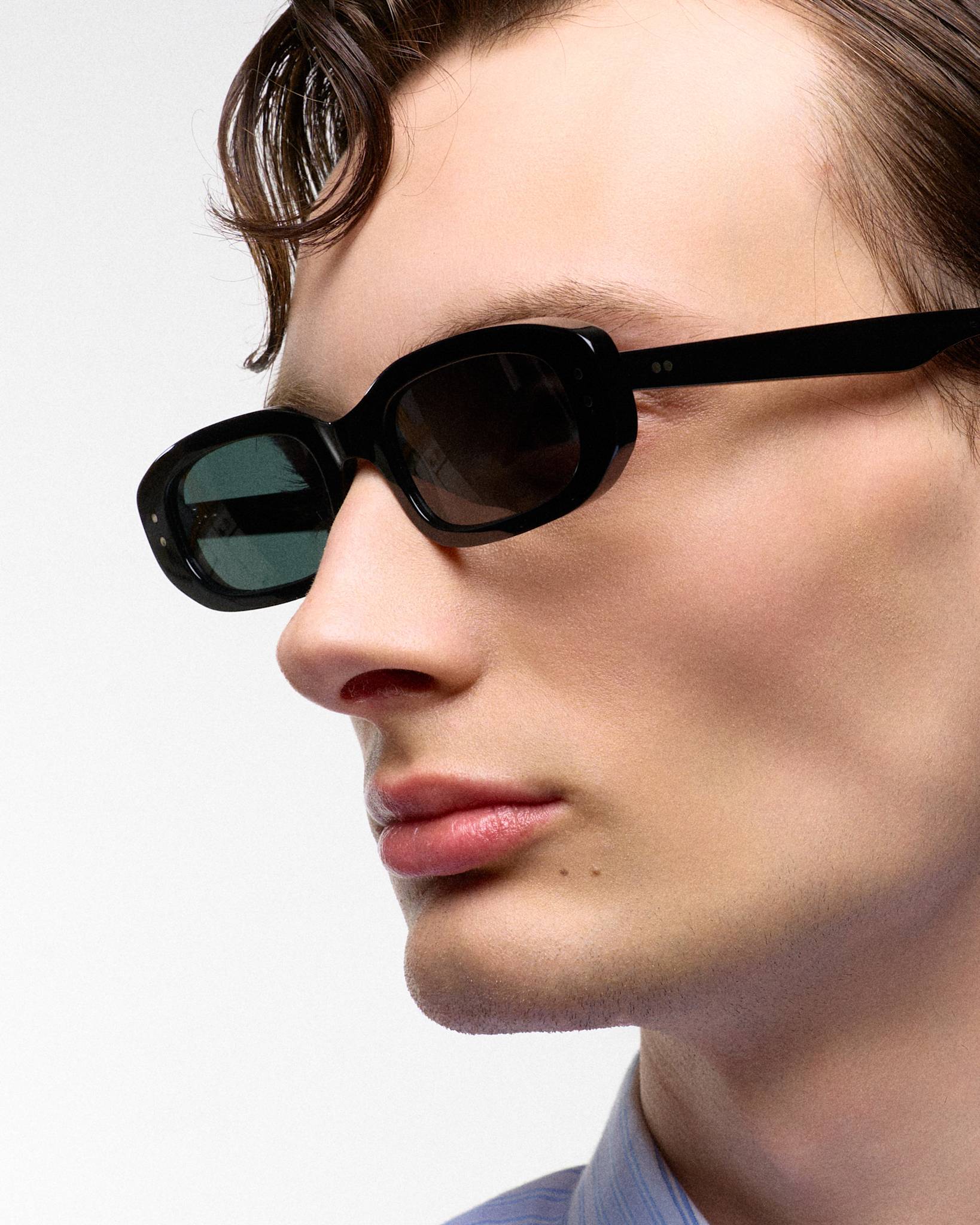 April Black - green solid lens