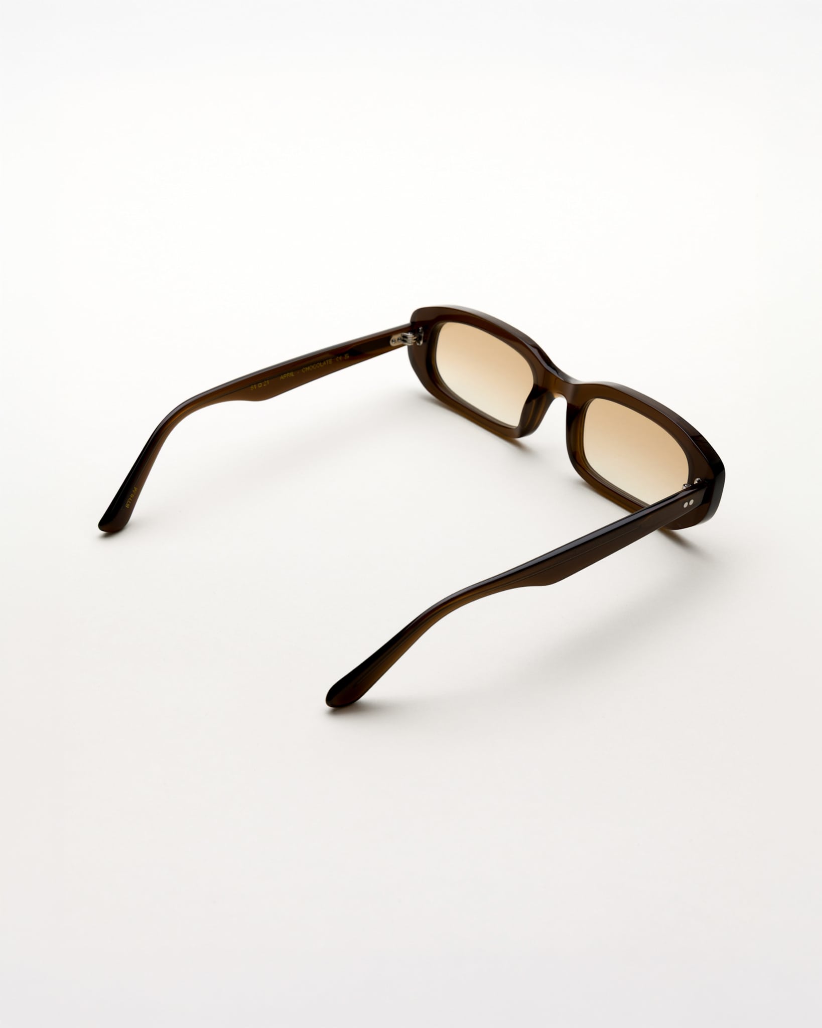 April Chocolate - brown gradient lens