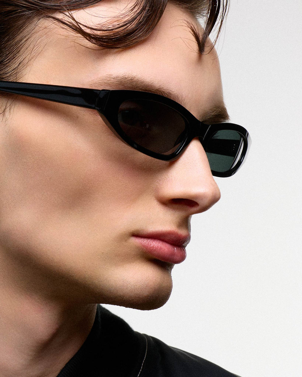 Miles Black - Green solid lens