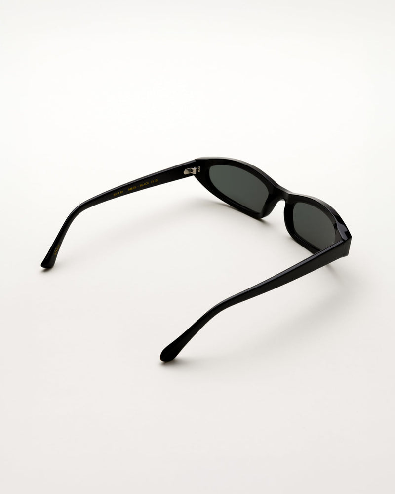 Miles Black - Green solid lens