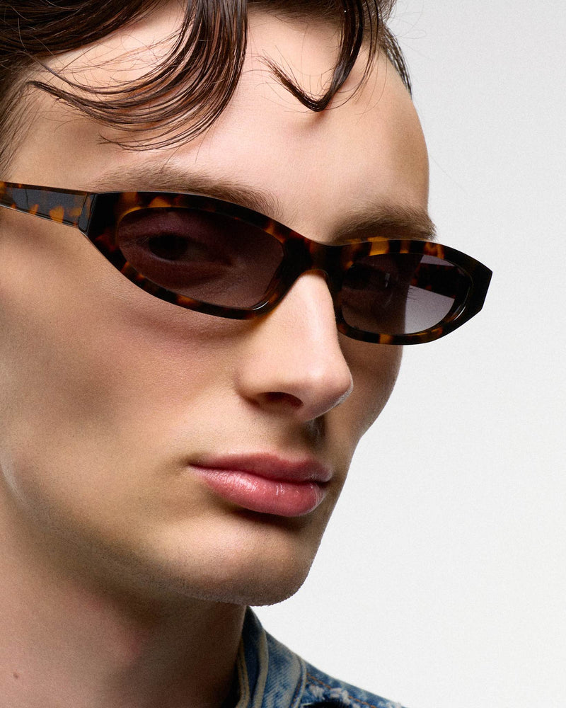 Miles Havana - grey gradient lens
