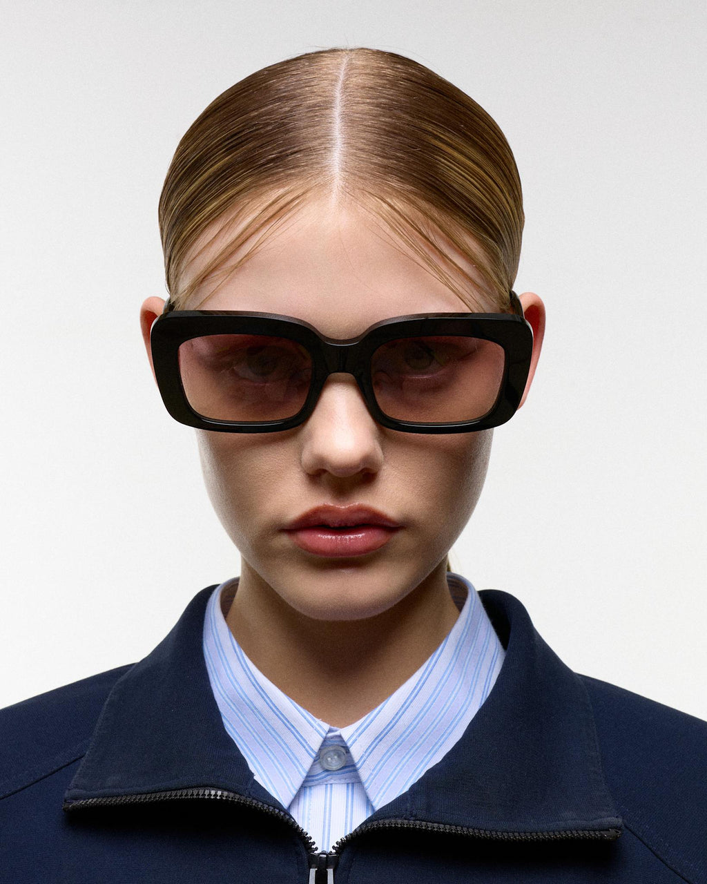 Molly Black - rose gradient lens
