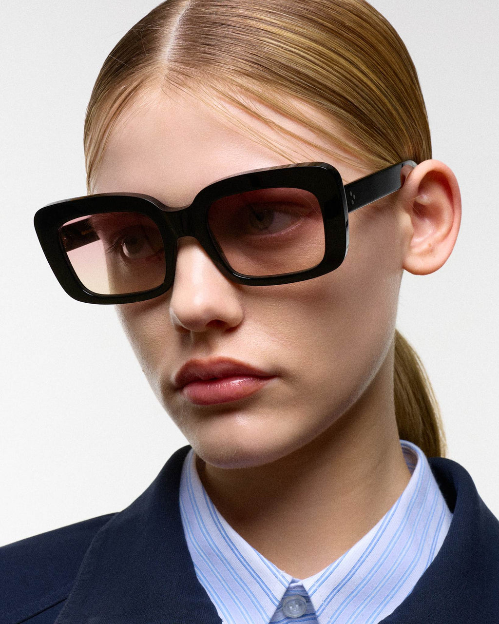 Molly Black - rose gradient lens