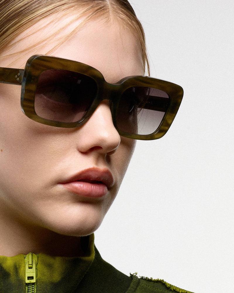 Molly Olive Demi - grey gradient lens