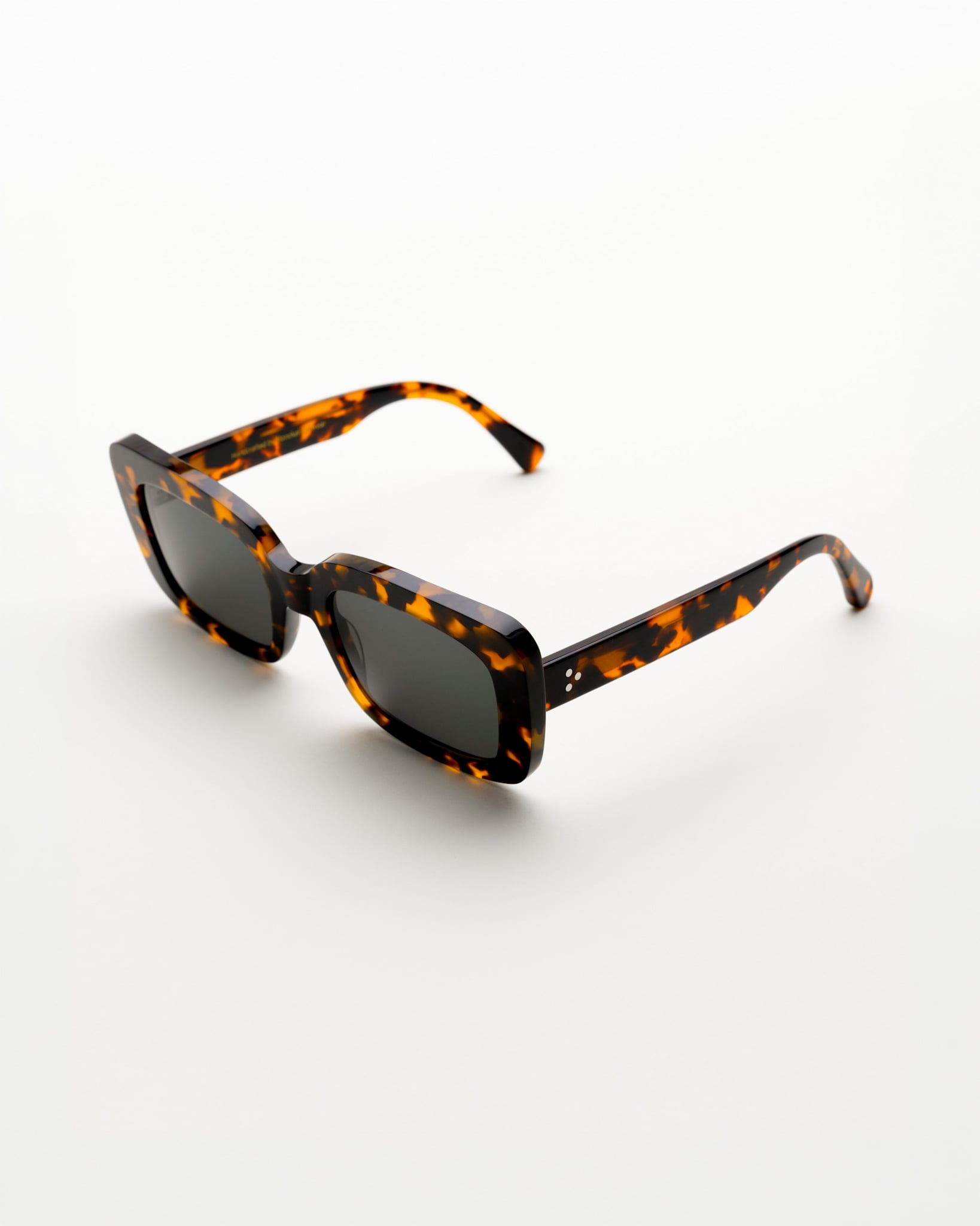 Molly Havana - green solid lens