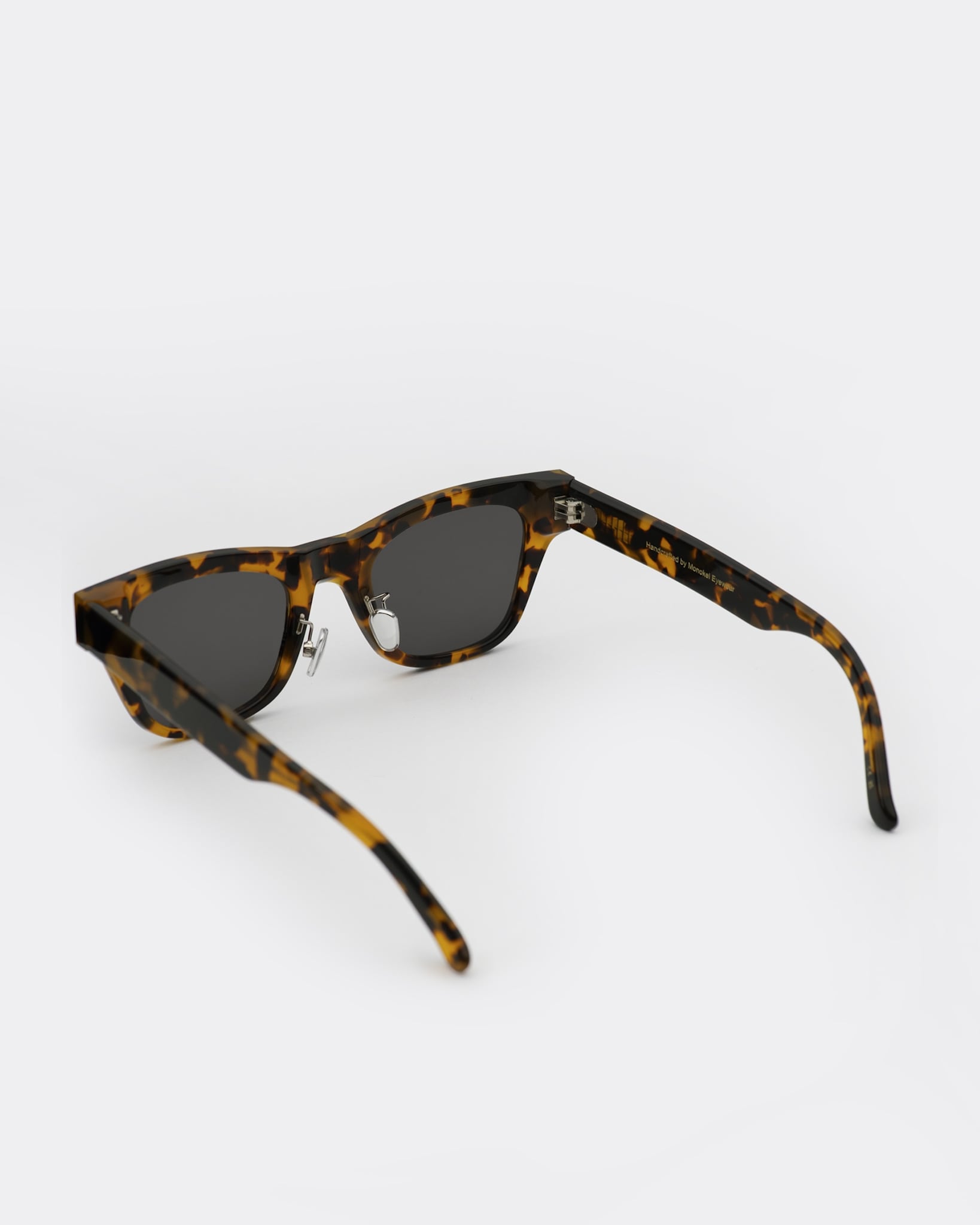 Aki Havana - grey solid lens