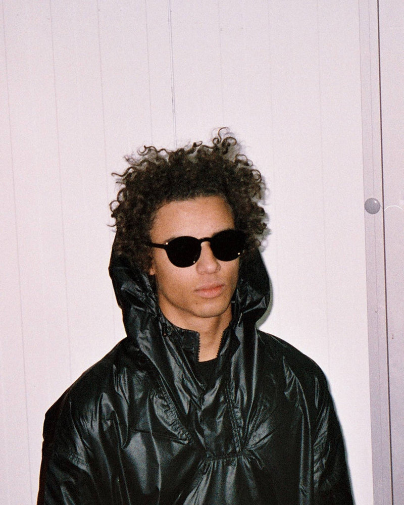 Barstow Black - grey solid lens