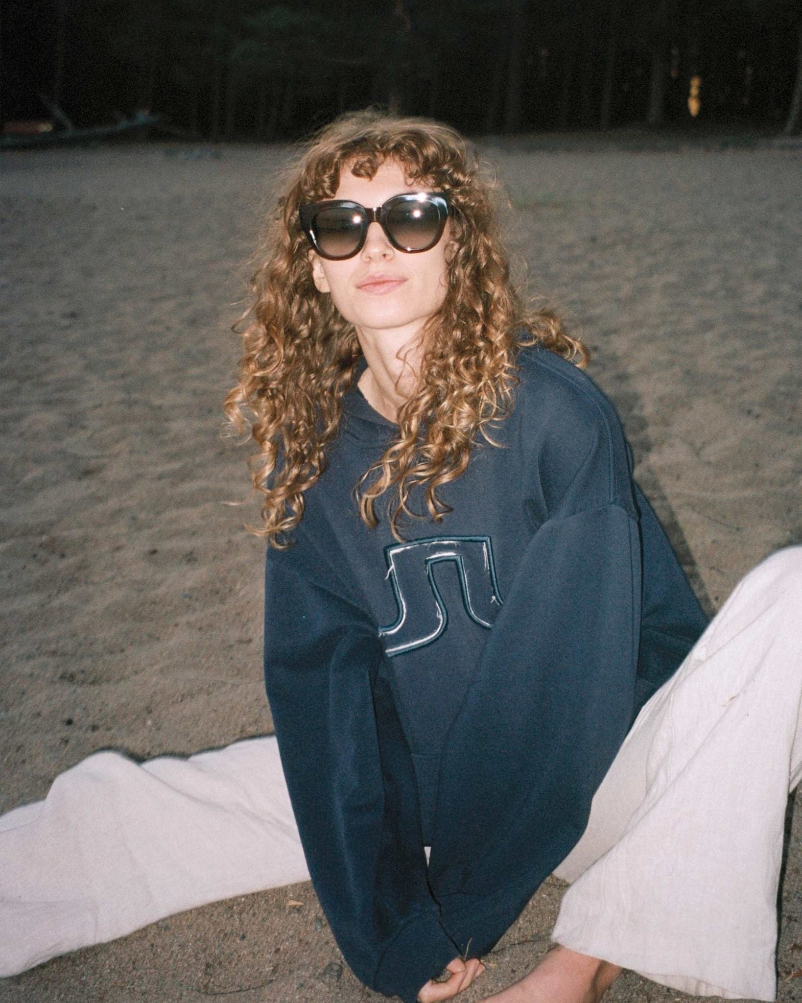 Cleo Cola - grey gradient lens