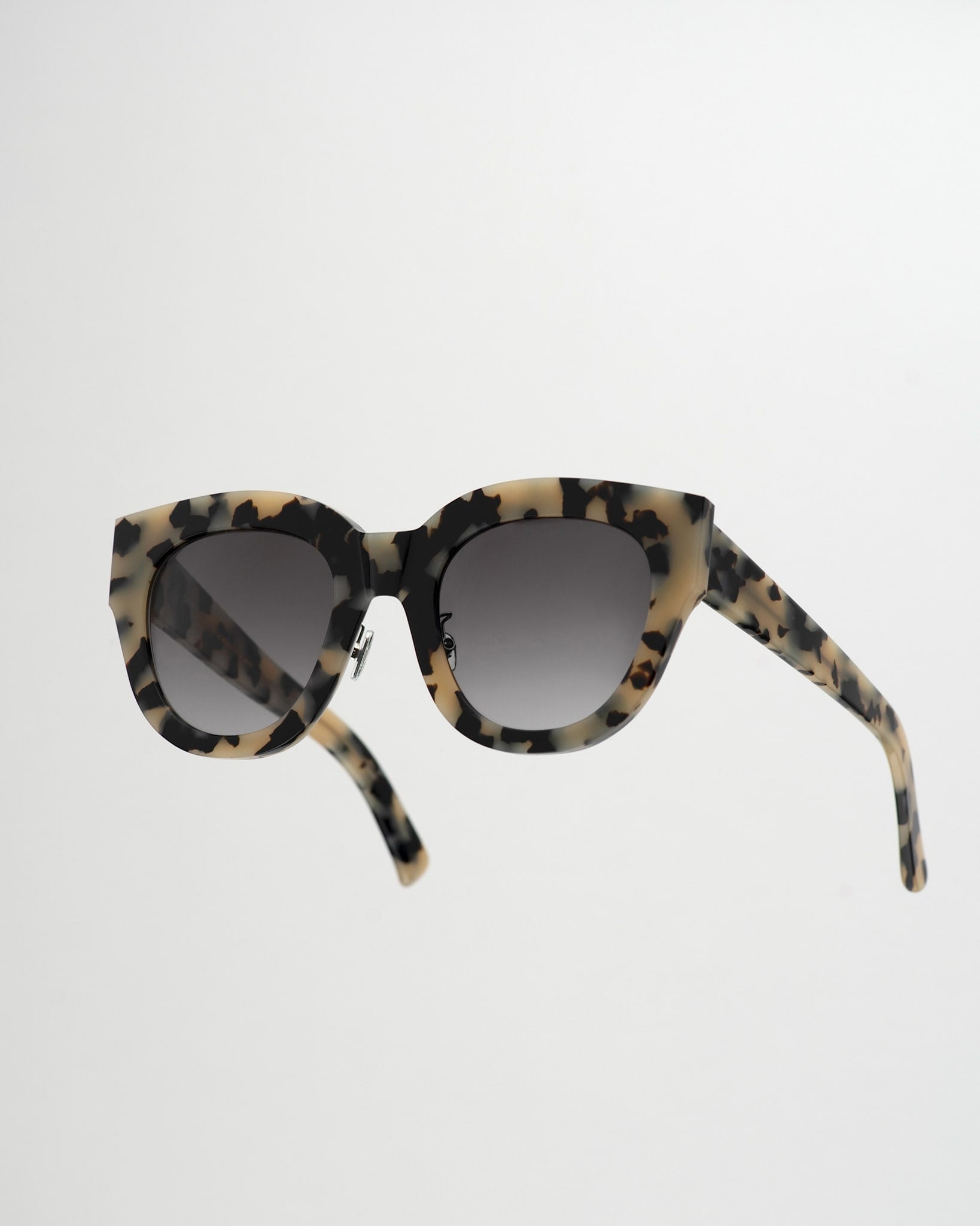 Cleo Black/White havana - grey gradient lens