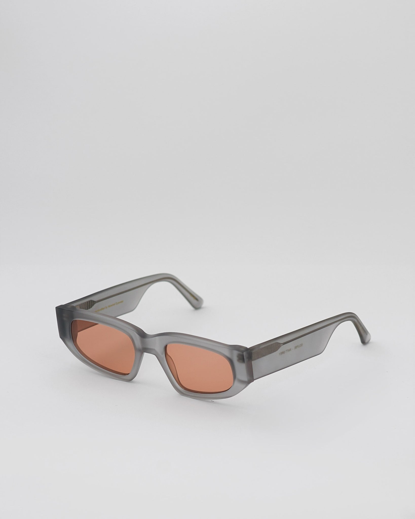 Eclipse matt Grey - orange solid lens