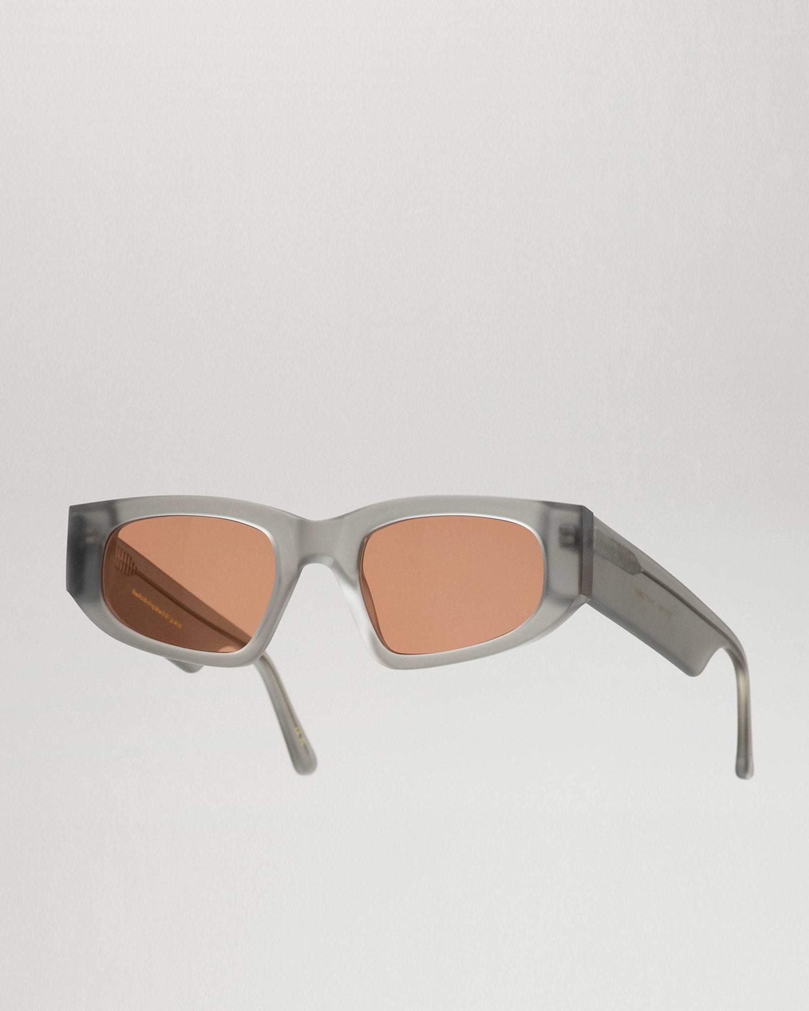 Eclipse matt Grey - orange solid lens