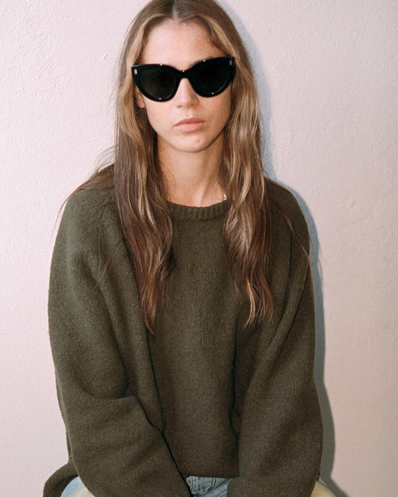 Neko Black - grey solid lens