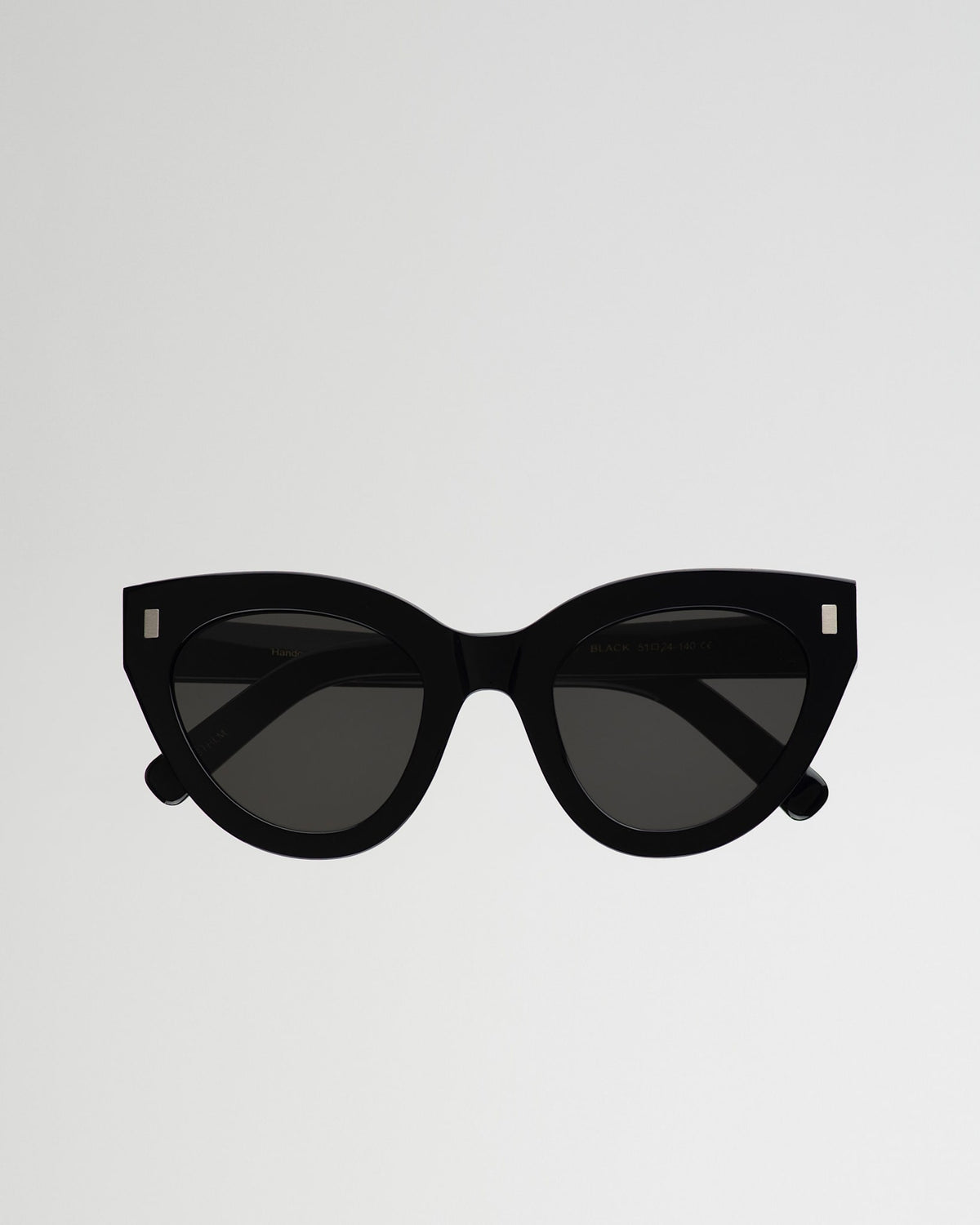Neko Black - grey solid lens