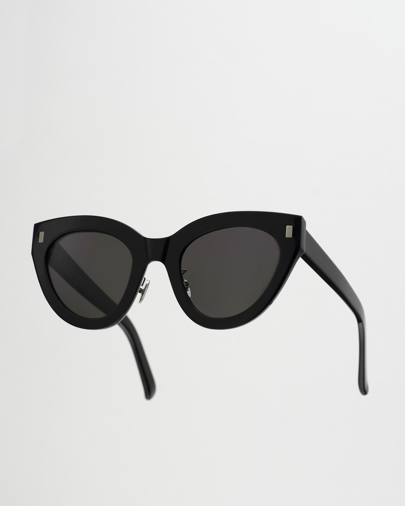Neko Black - grey solid lens