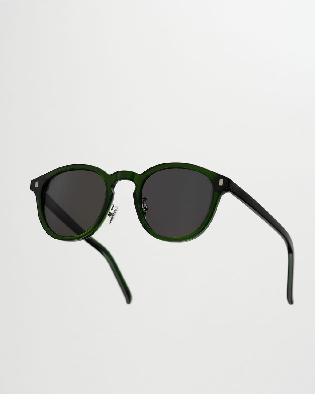 Nelson Bottle Green - grey solid lens