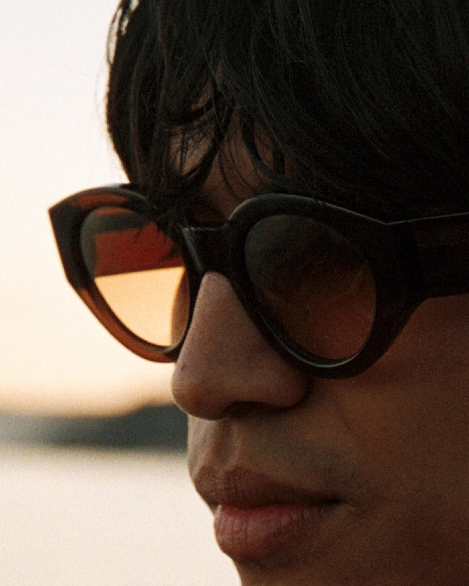 Polly Cola - brown gradient lens