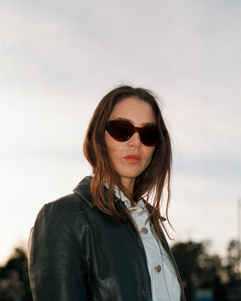 Polly Amber - grey solid lens