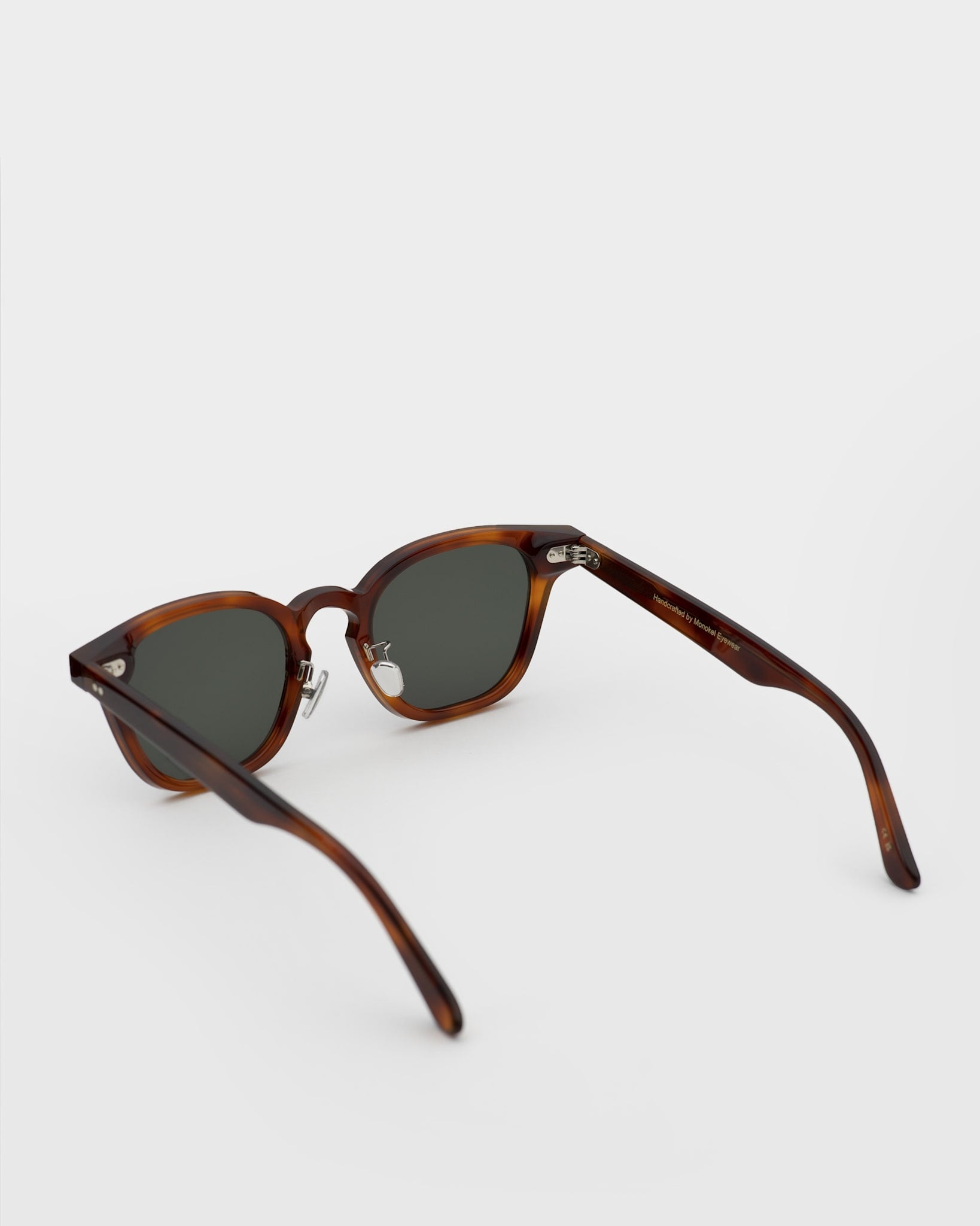 River Amber - green solid lens