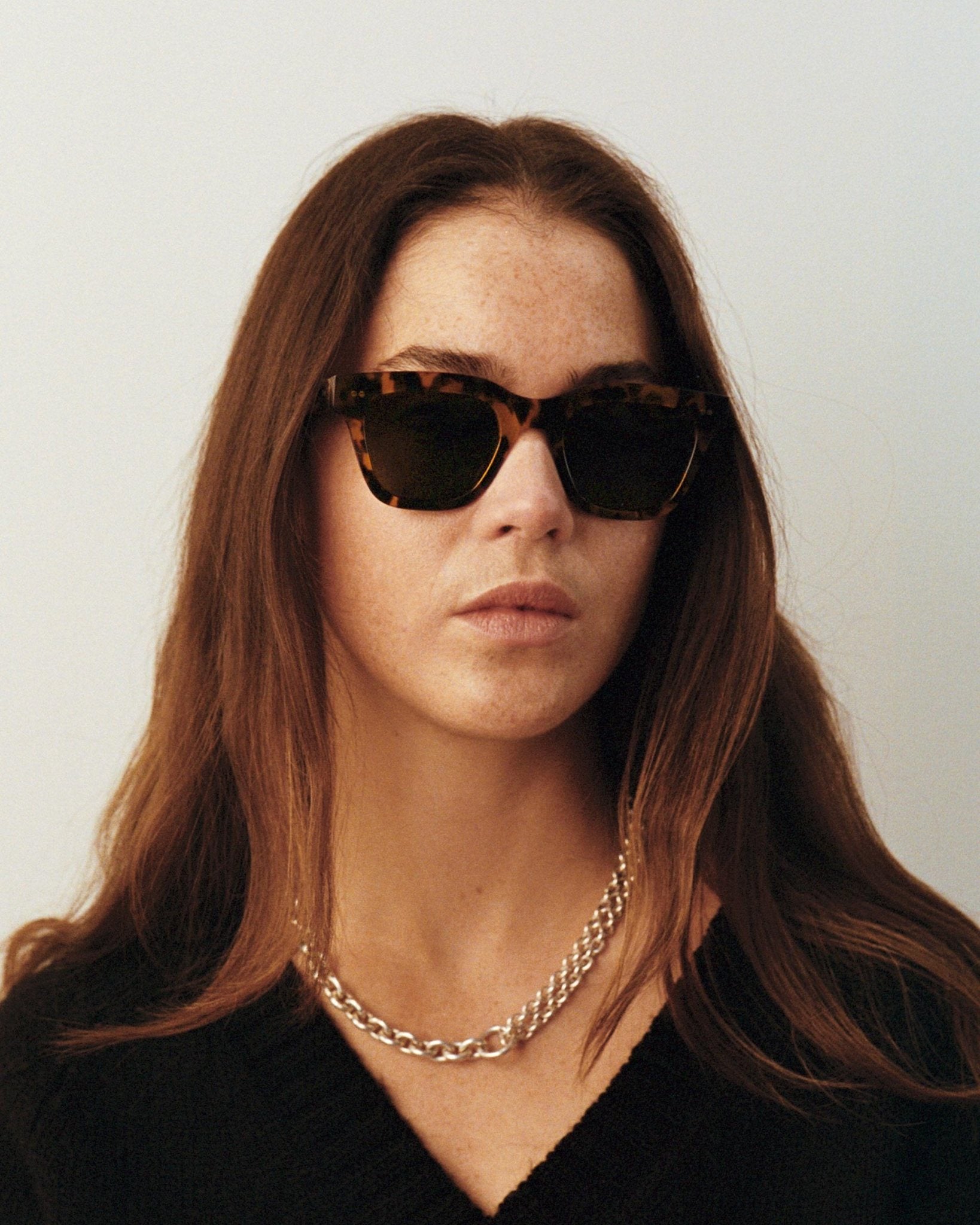 Ellis Havana - grey solid lens